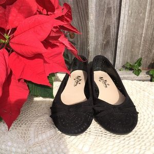 BLACK FLATS FROM SELF ESTEEM SIZE 6